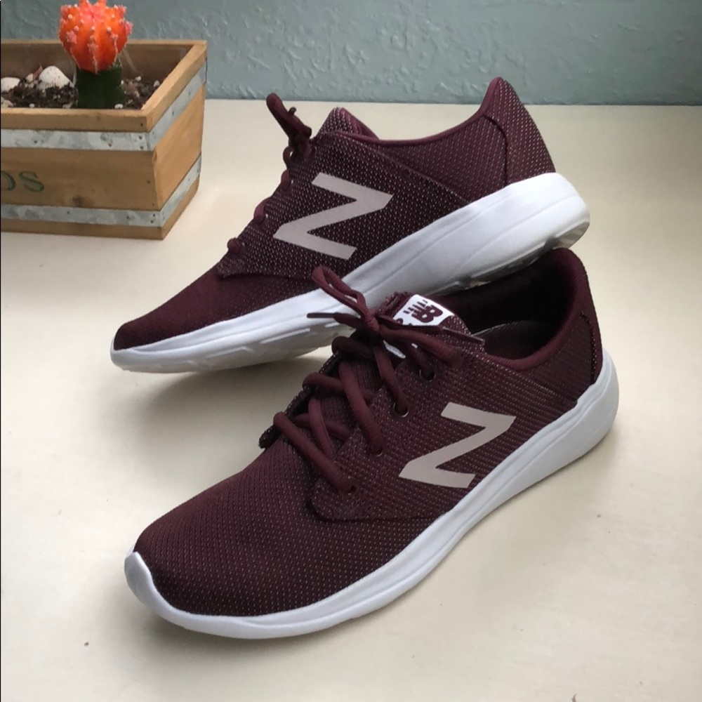 NEW BALANCE 210 Athletic shoes